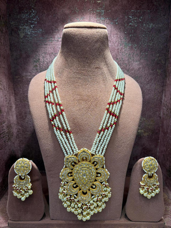 Rajvansh Pearl Blossom Set