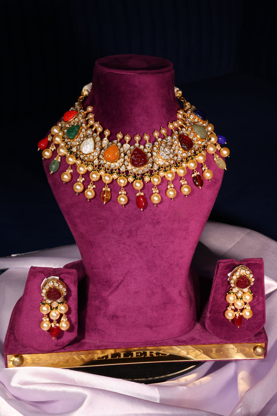 Aira Layered Pearl Set