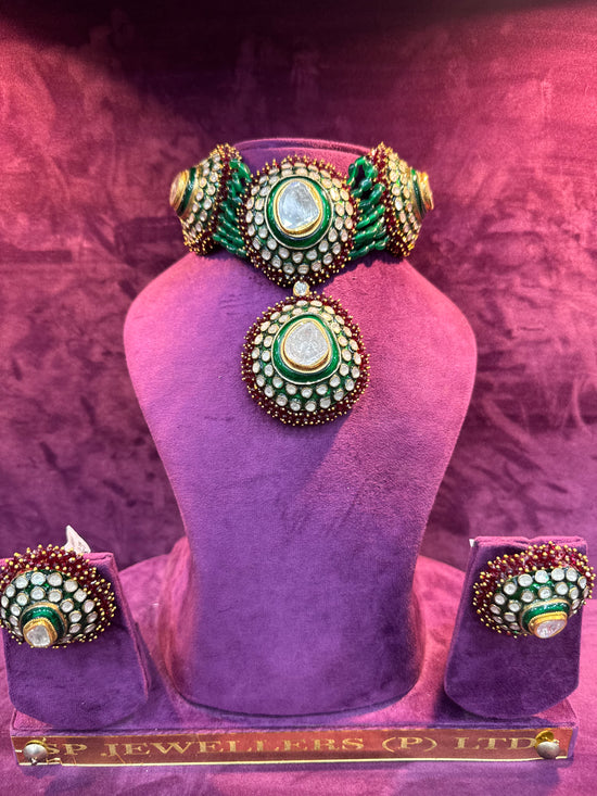 Maroon Emerald Regal Choker Set
