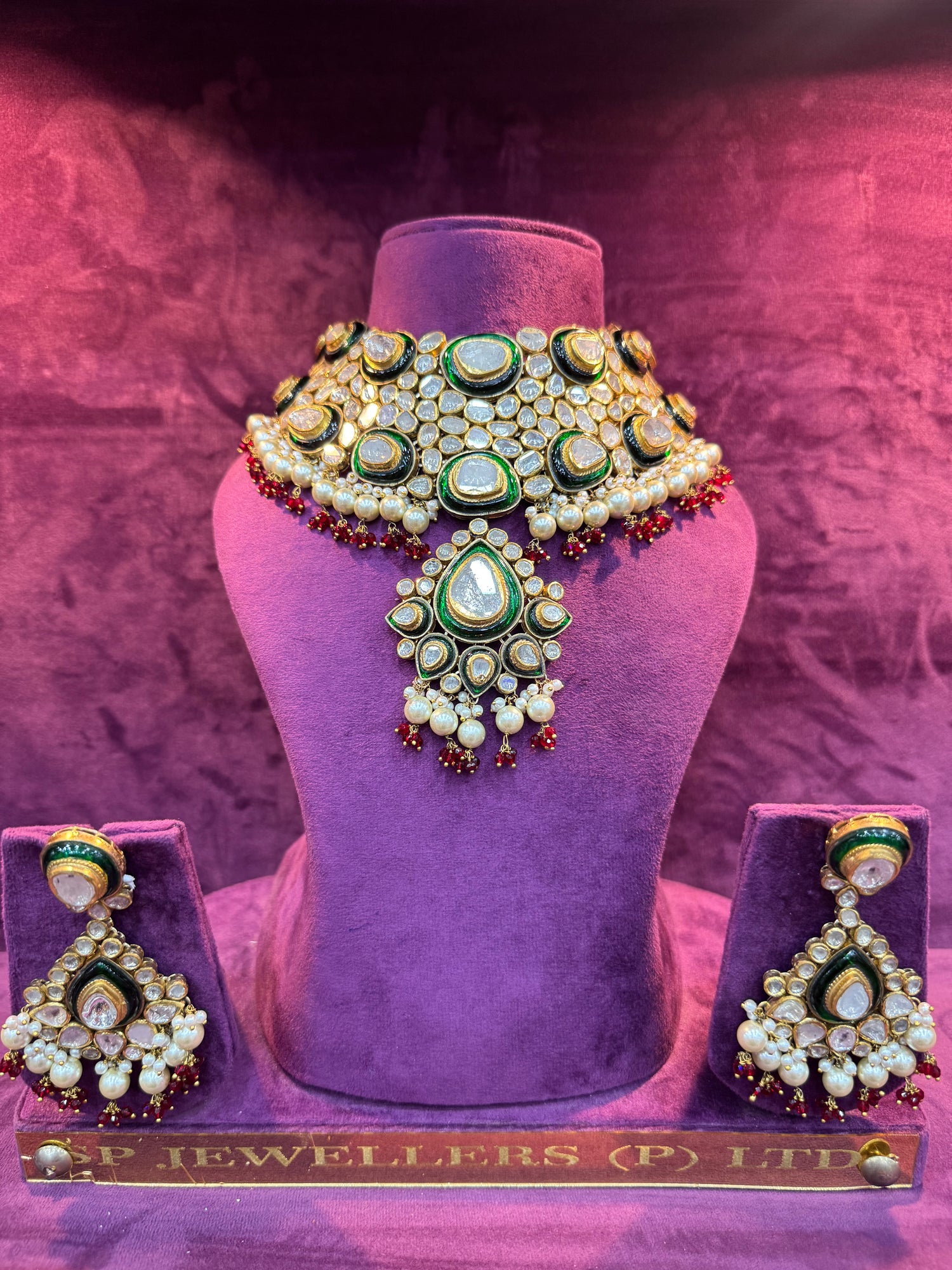 luxury gold polki earring with uncut diamonds for bridal and wedding wear by SP Jewellers